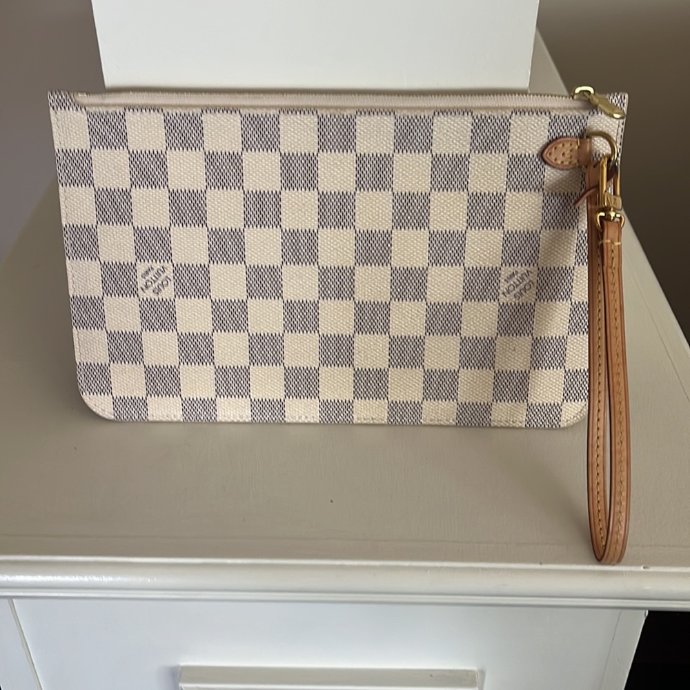 NWOT Louis Vuitton Damier Azur wristlet  never used No box or dust cover